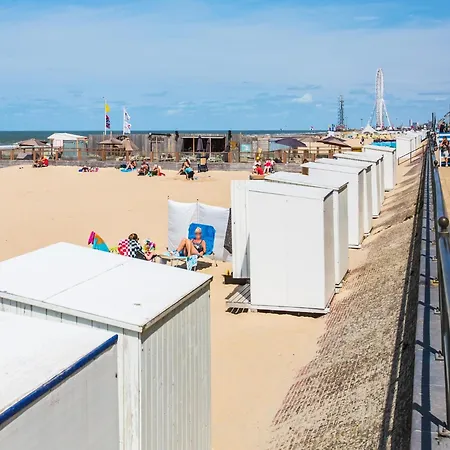 Bright With Stunning Sea View アパート