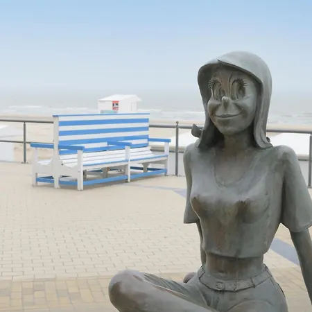 Bright With Stunning Sea View